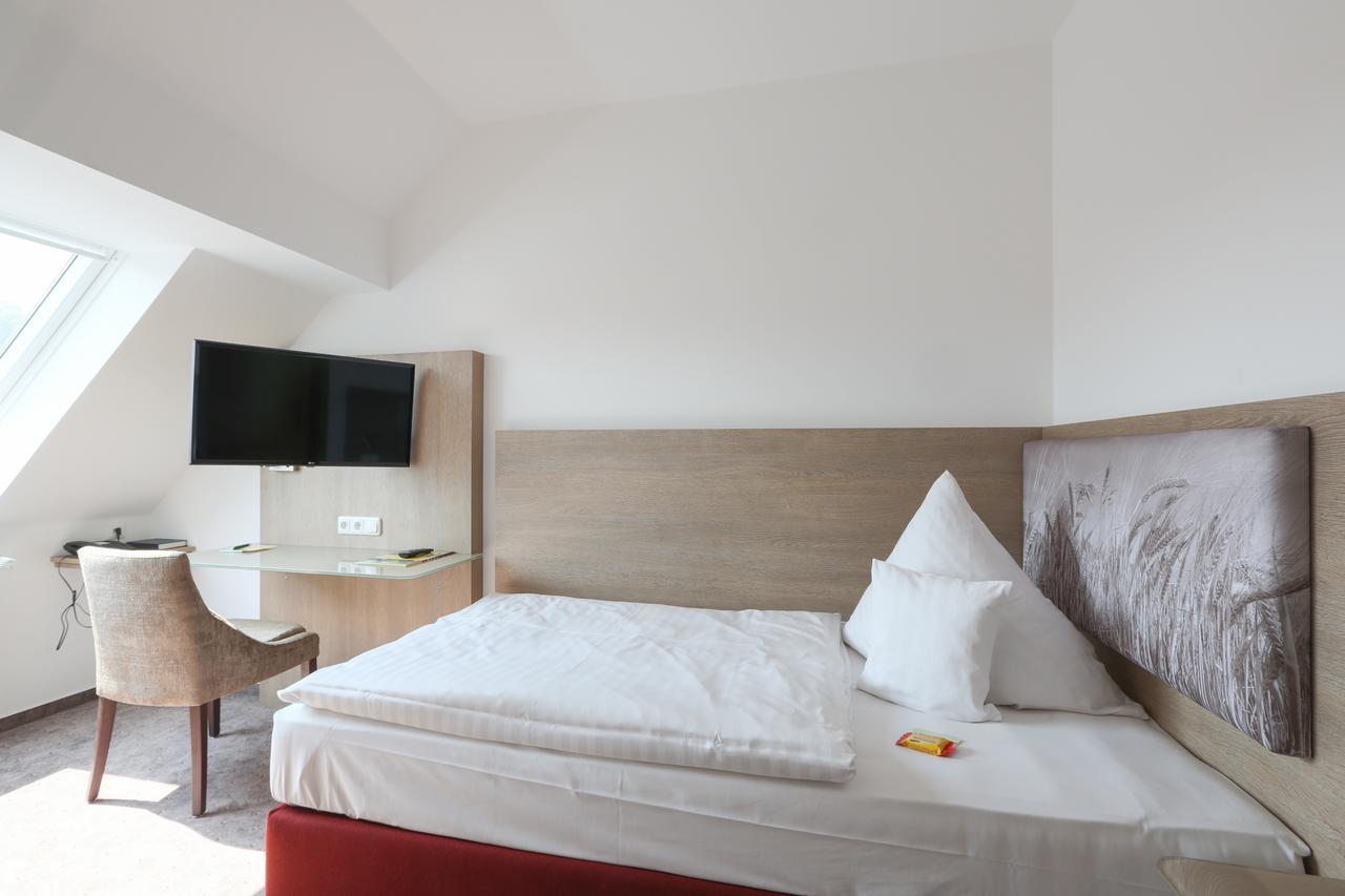 Hotel Goedecke Зарштедт Екстер'єр фото
